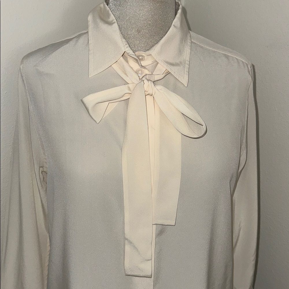 Marc Jacobs ivory 100% silk button up down blouse 4
